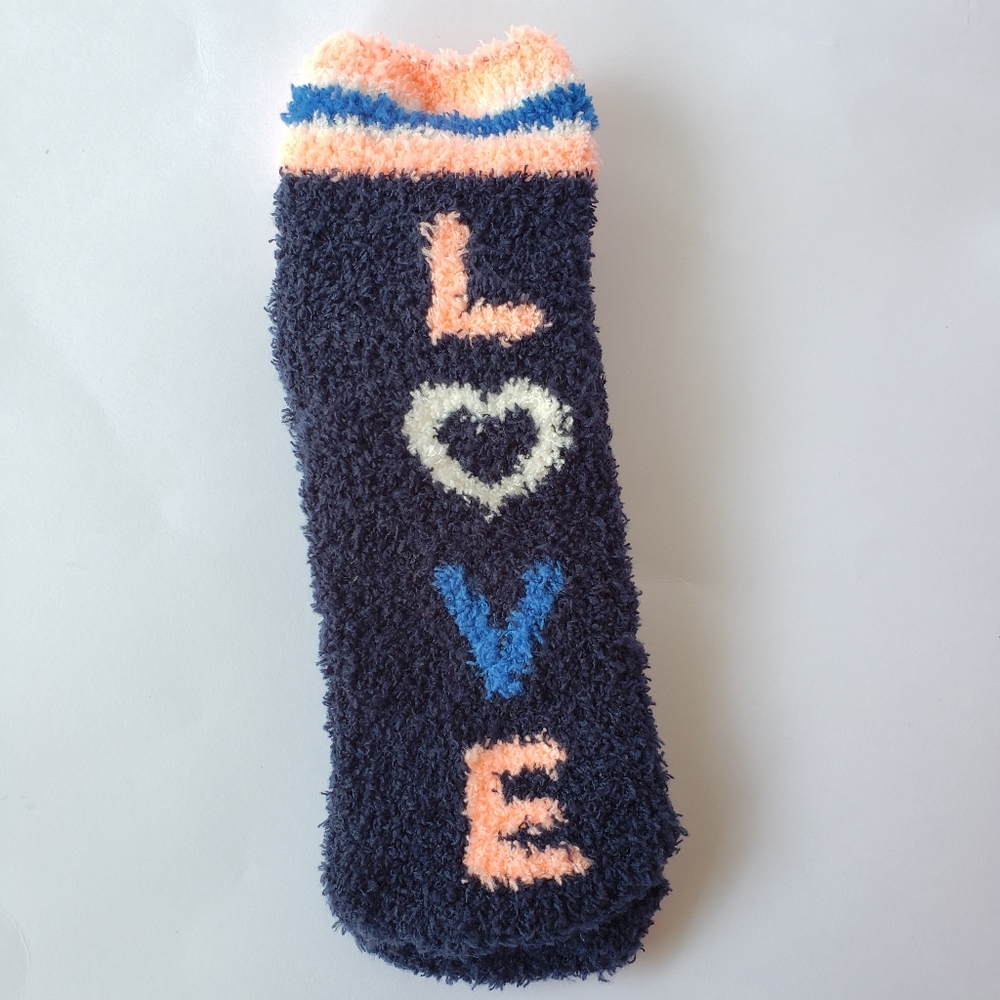 LOVE Old Navy Kids Cozy Socks
